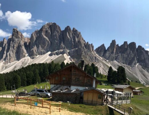 trilha nas Dolomitas